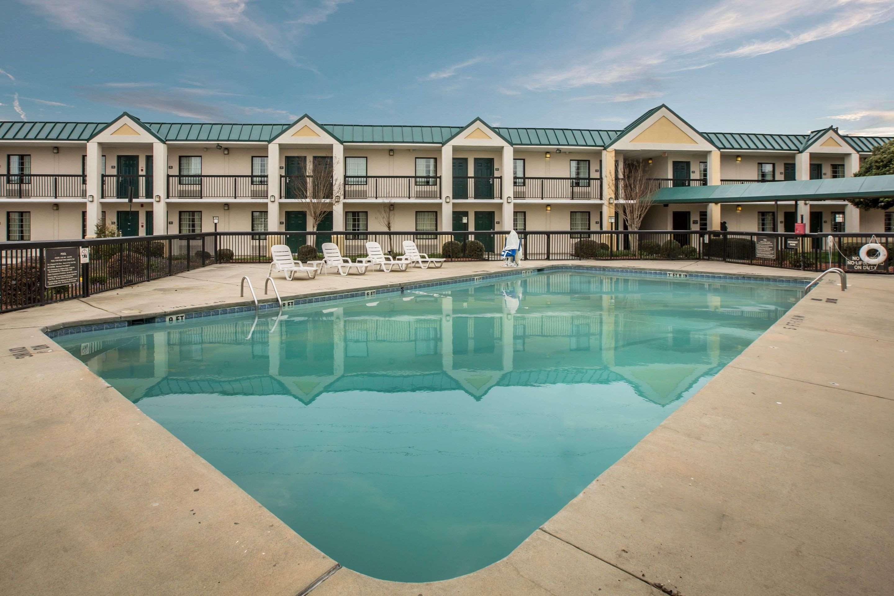Quality Inn & Suites Hanes Mall Winston-Salem Luaran gambar